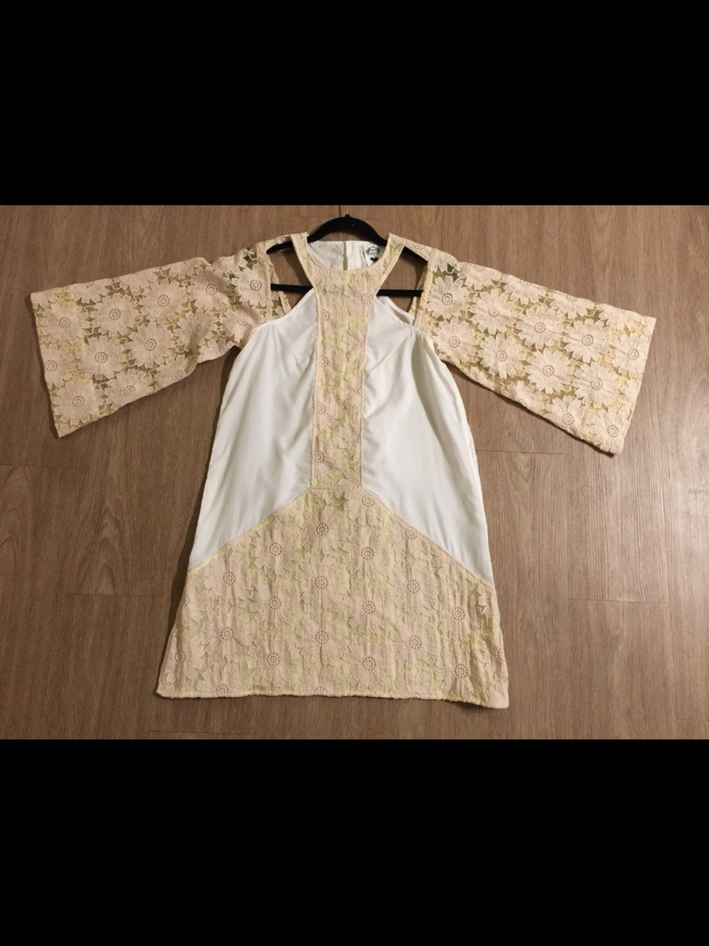 Lace Panel Cold-Shoulder Dress in Cream & Light Yellow